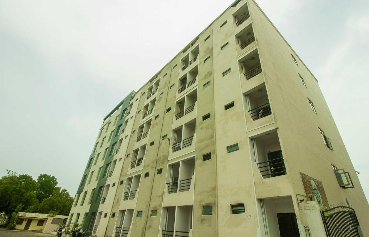 Hotel Collection O Govinda Sai Shirdi Exterior foto